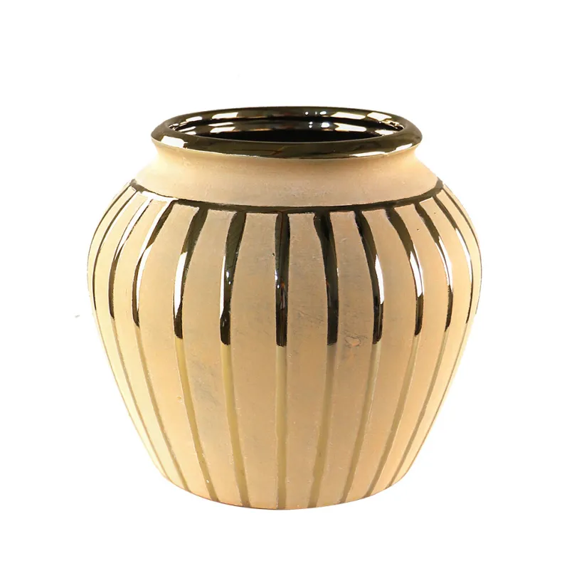 Vaas Tyrion Gold 23x23x20,5 cm