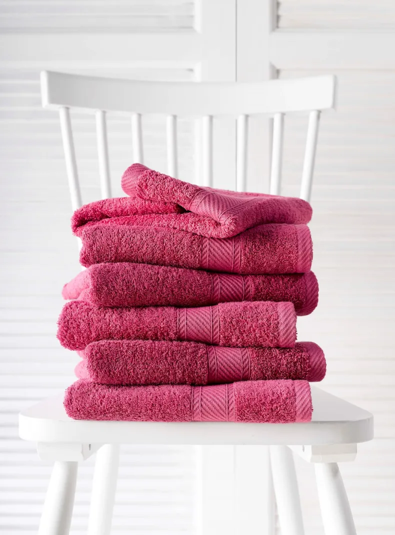 Handdoek 50 x 100 cm carmine