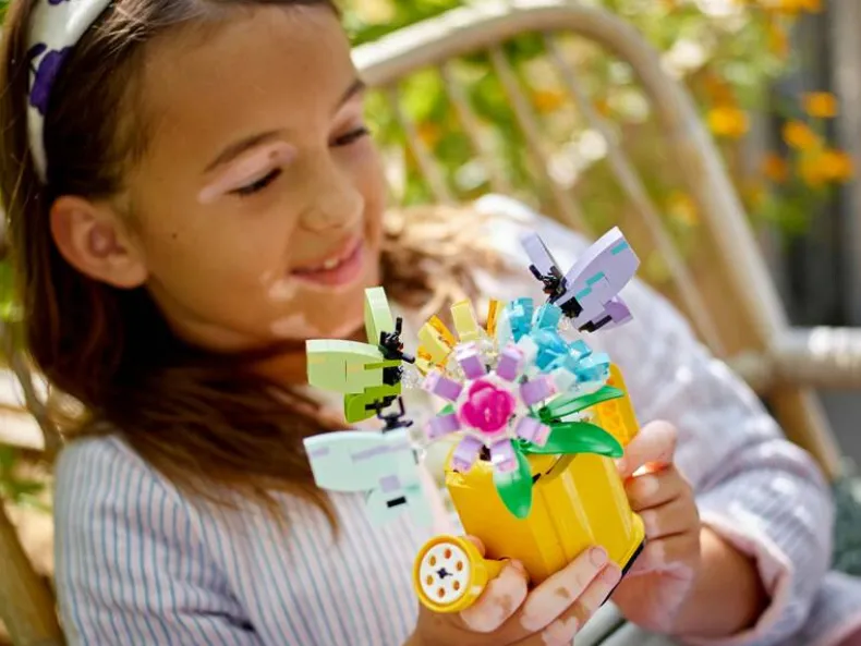 LEGO Creator 31149 Bloemen in gieter