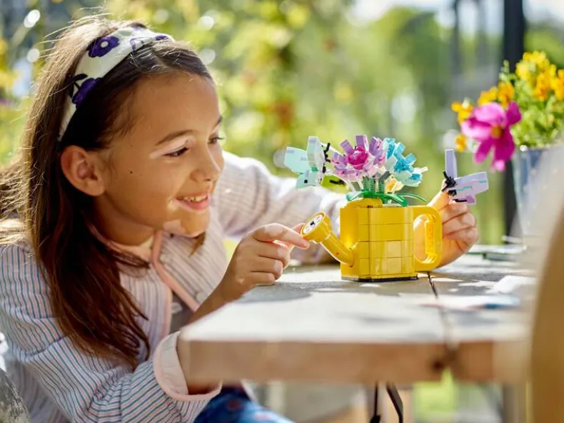 LEGO Creator 31149 Bloemen in gieter