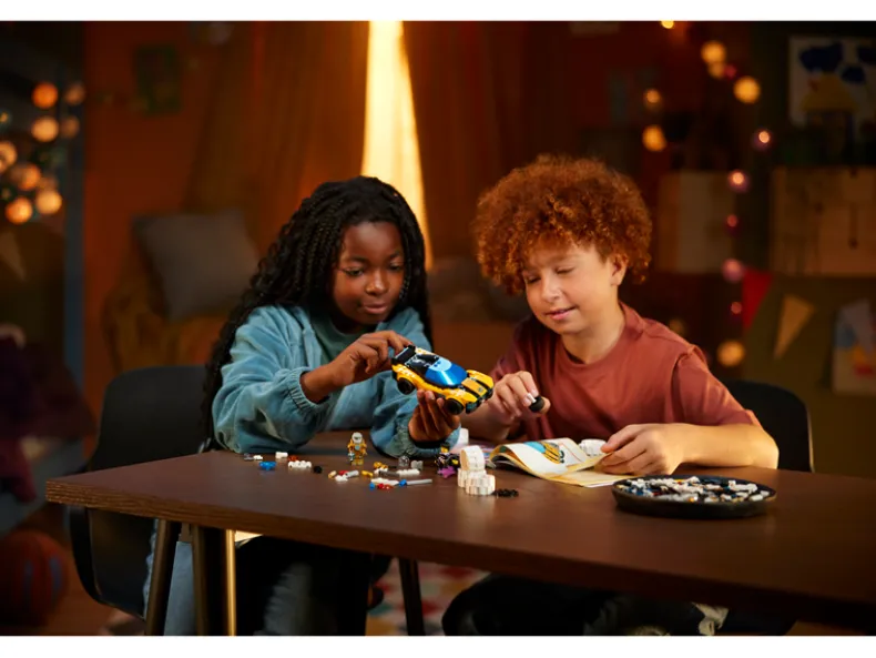 LEGO Dreamzzz 71475 De ruimteauto van meneer Oz