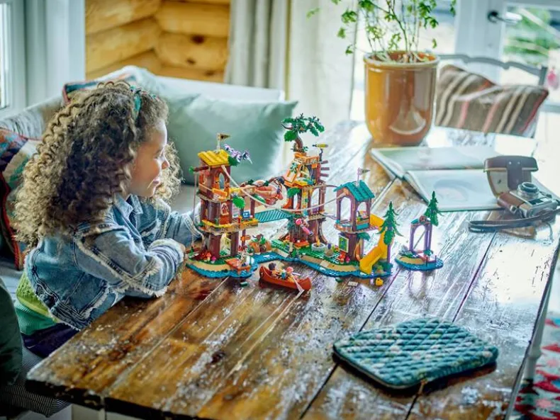 LEGO Friends 42631 Avonturenkamp boomhut