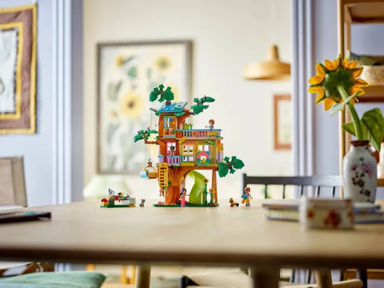 LEGO Friends 42652 Boomhut voor de vrienden