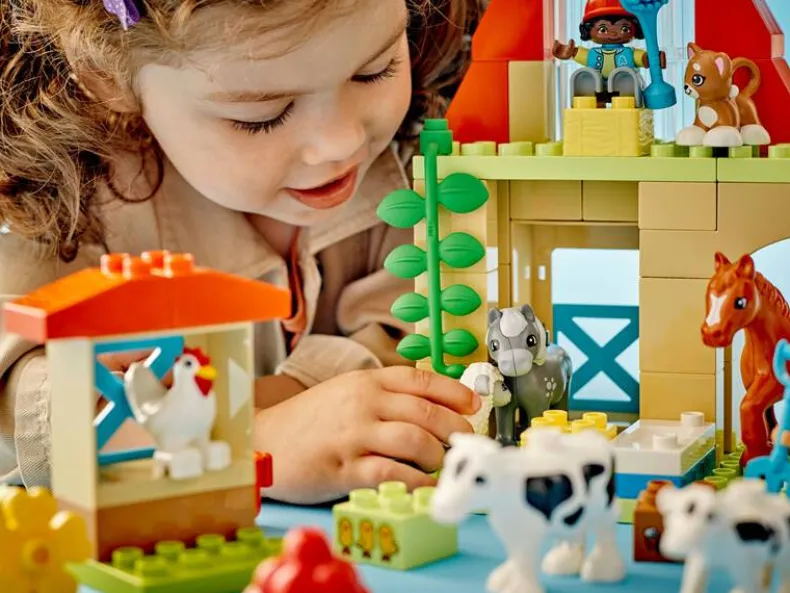 LEGO Friends 10416 Dieren verzorgen op de boerderij