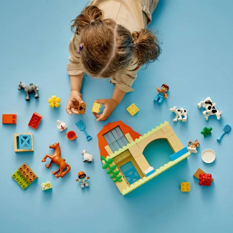 LEGO Friends 10416 Dieren verzorgen op de boerderij