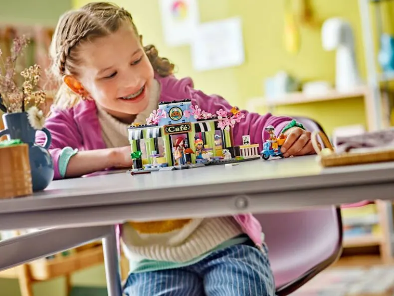 LEGO Friends 42618 Heartlake City café