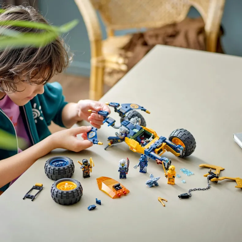 LEGO Ninjago 71811 Arins ninjaterreinbuggy