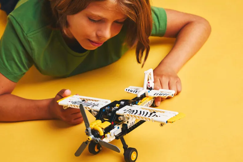 LEGO Technic 42198 Junglevliegtuig