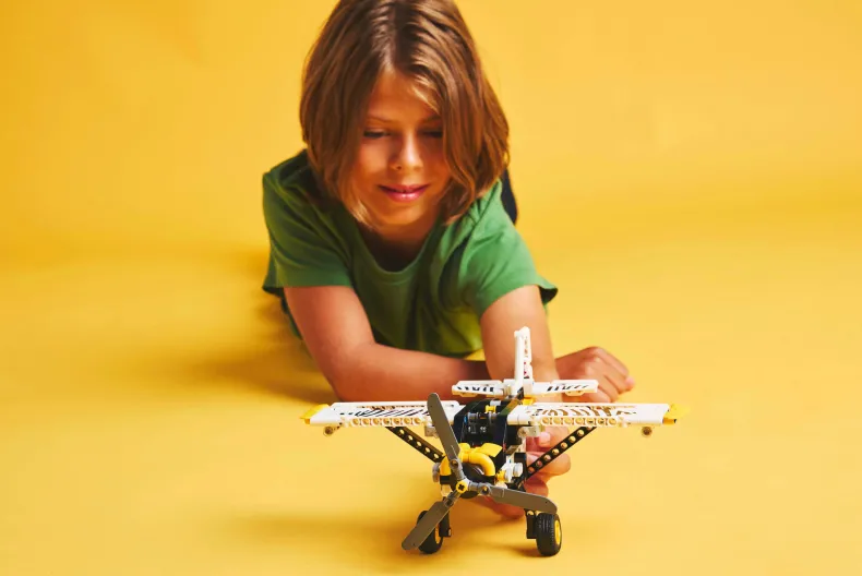 LEGO Technic 42198 Junglevliegtuig