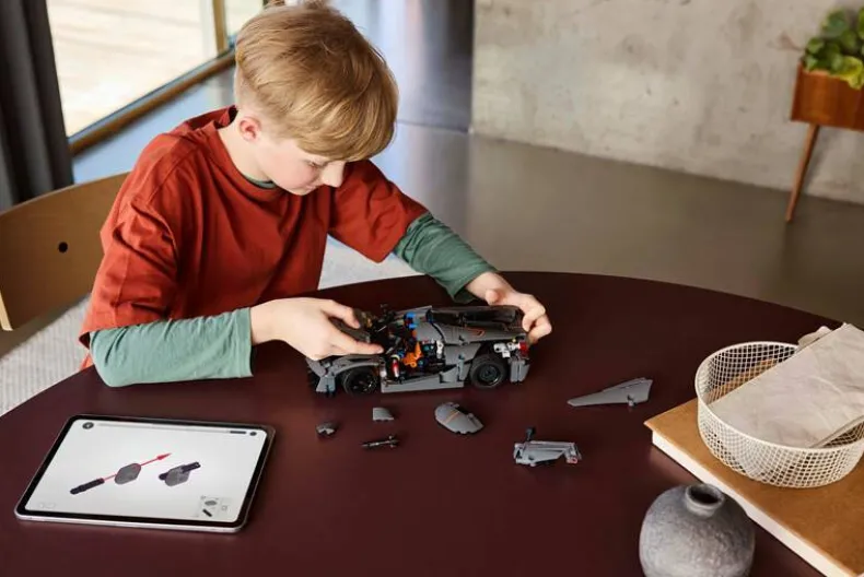 LEGO Technic 42173 Koenigsegg Jesko Absolut grijze hypercar