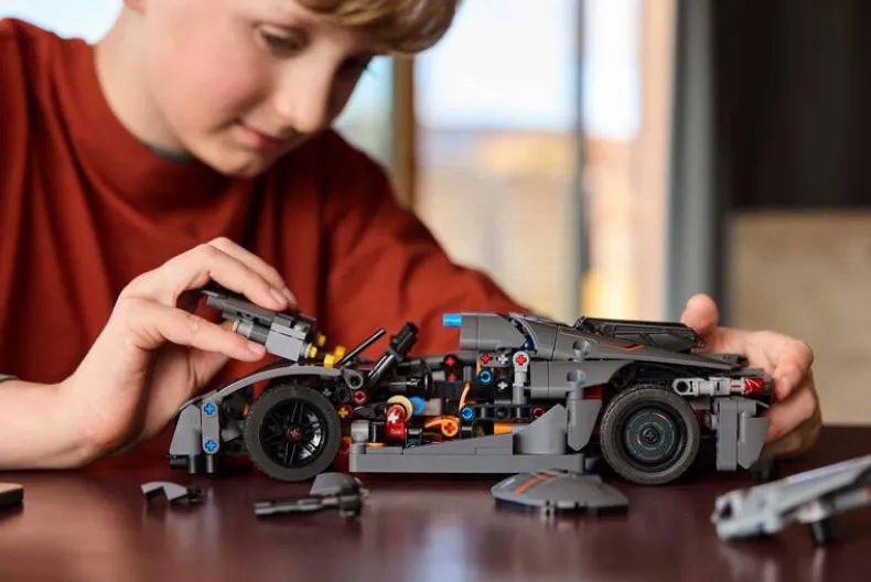 LEGO Technic 42173 Koenigsegg Jesko Absolut grijze hypercar