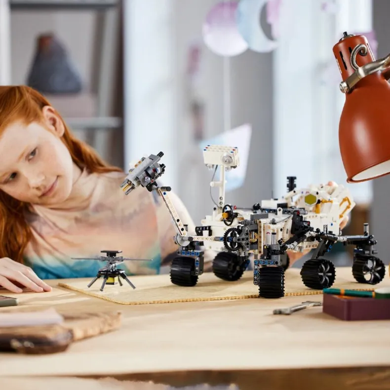 LEGO Technic 42158 NASA Mars Rover Perseverance