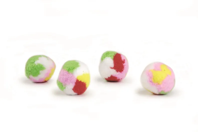 Pomponballetje met catnipzakje 4 stuks